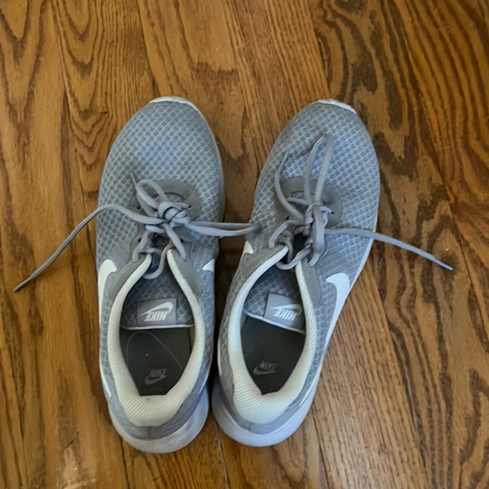 Fly Knit Nikes